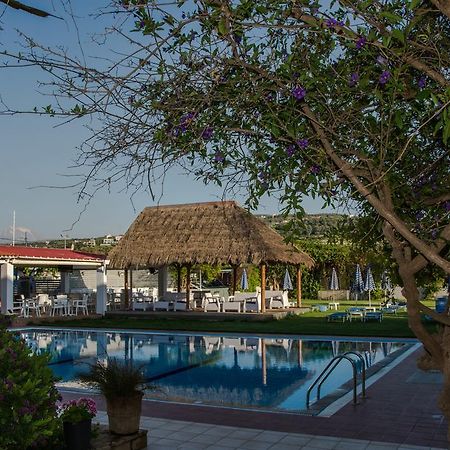 Evelin Hotel プラタネス エクステリア 写真